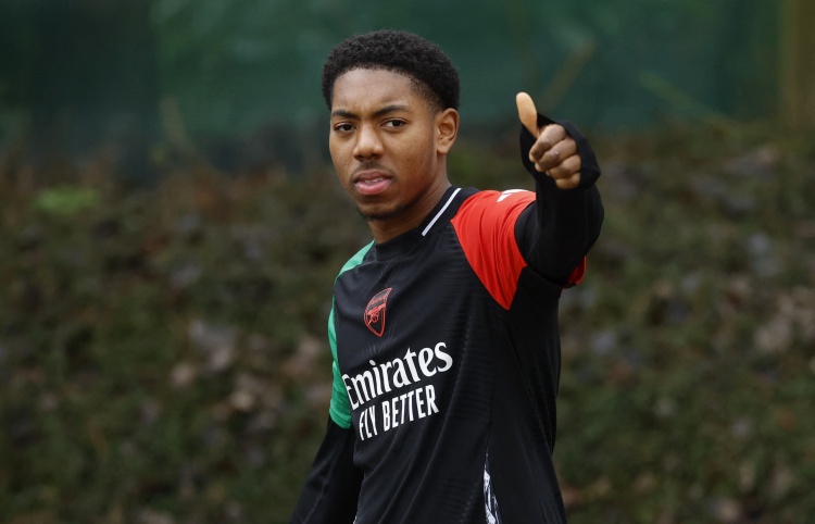 联赛前2轮仅出场44分钟，斯凯利在与卡拉菲奥里的竞争中处于下风