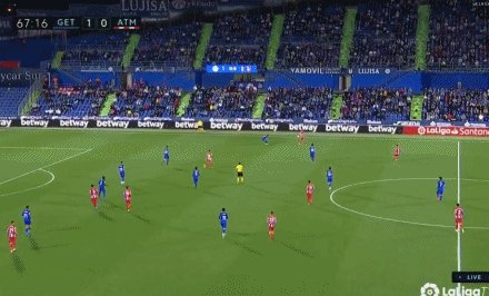 1632255559547091188.gif